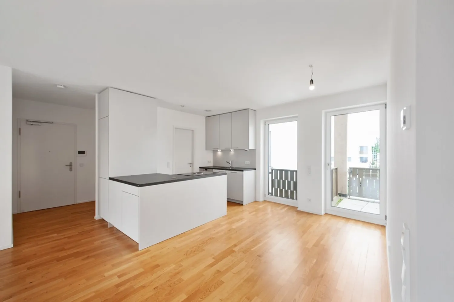 3 Zimmer Wohnung mit 98 m² in Frankfurt am Main – Bild 3