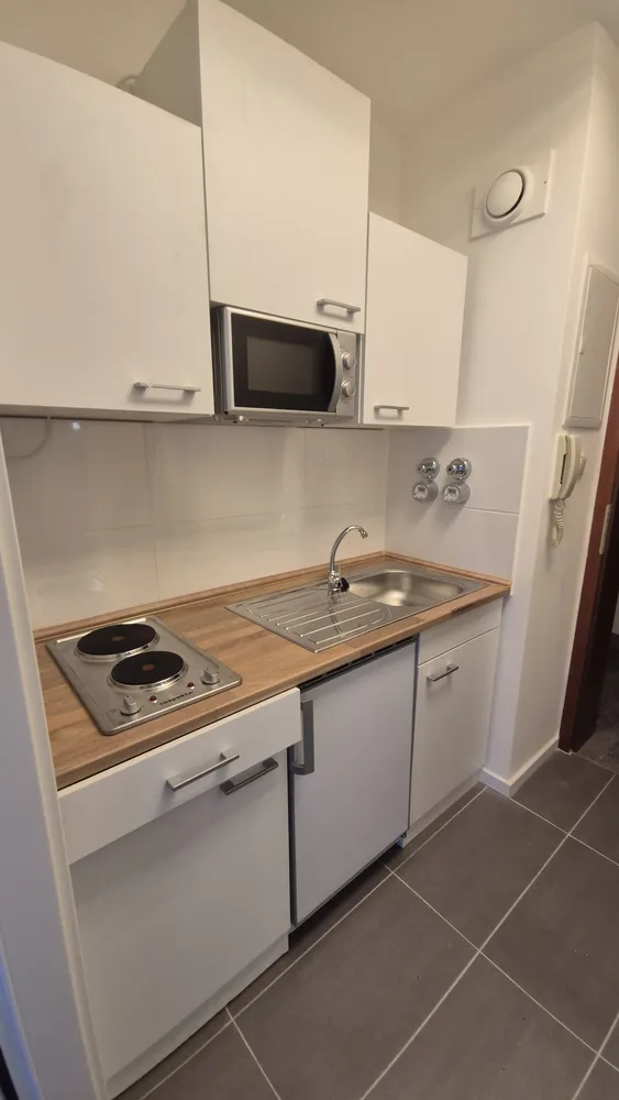1 Zimmer Wohnung mit 27 m² in Köln – Bild 6