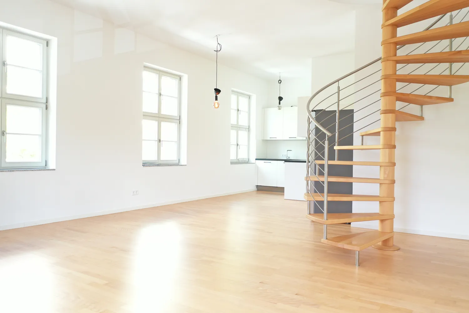 4 Zimmer Wohnung mit 84 m² in München – Bild 1