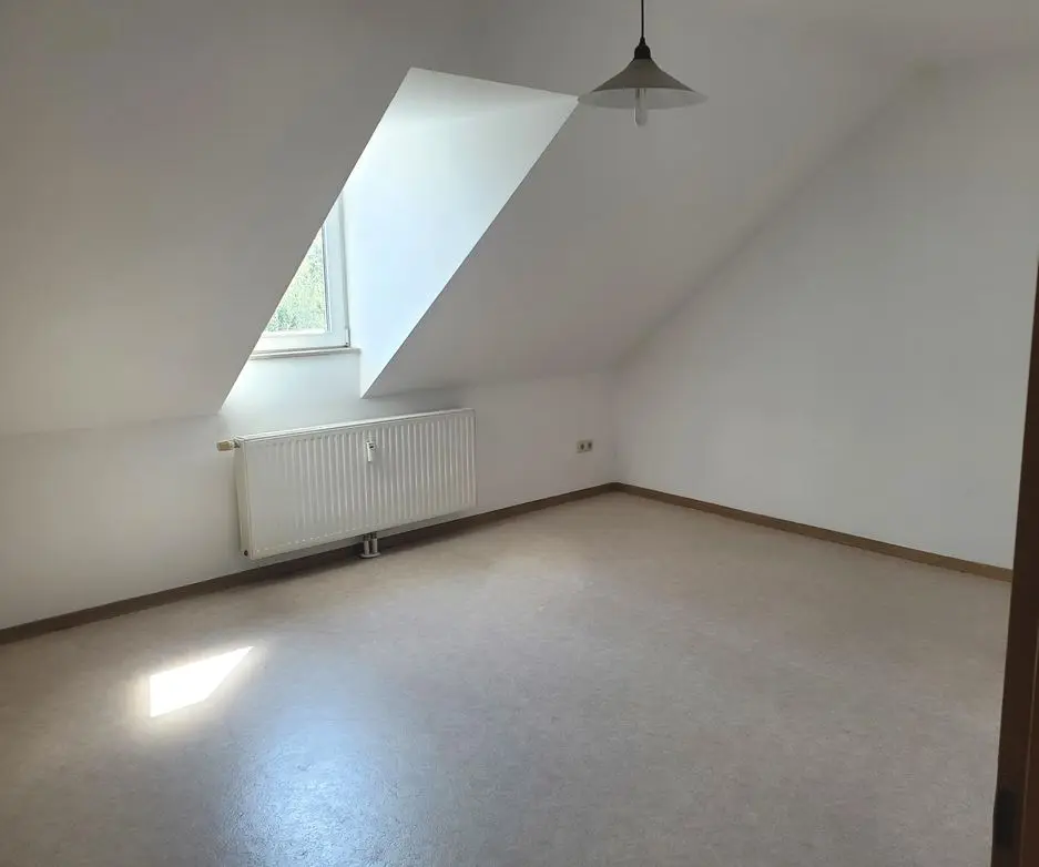 5 Zimmer Wohnung mit 69 m² in Zwickau – Bild 1