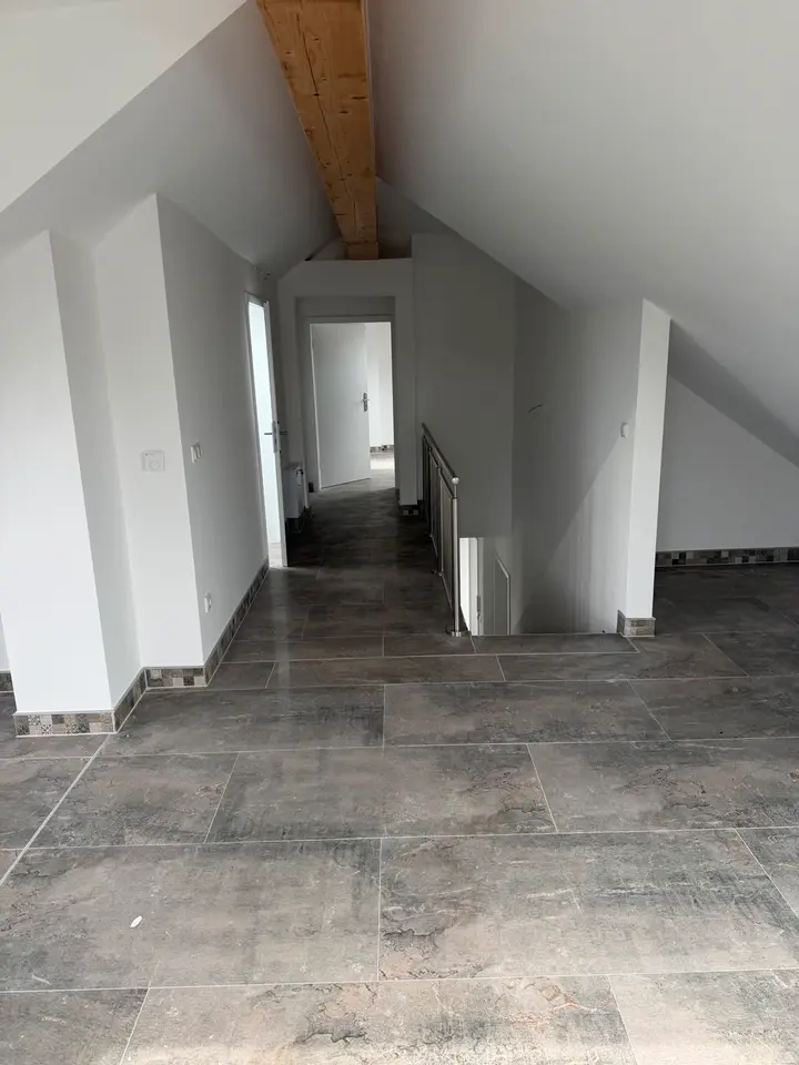 5 Zimmer Wohnung mit 140 m² in Brühl – Bild 7
