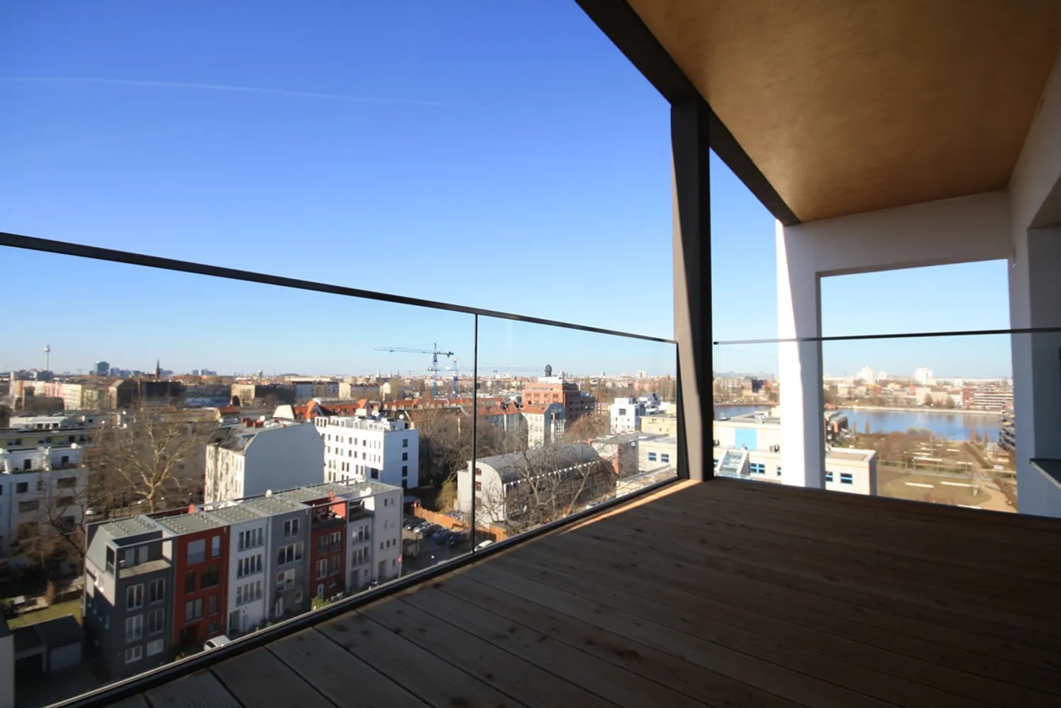 2 Zimmer Wohnung mit 92 m² in Berlin – Bild 10