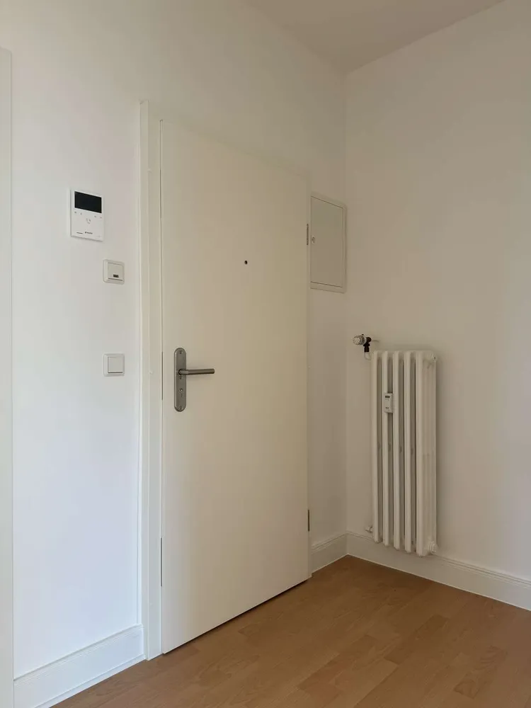 4 Zimmer Wohnung mit 92 m² in Köln – Bild 2