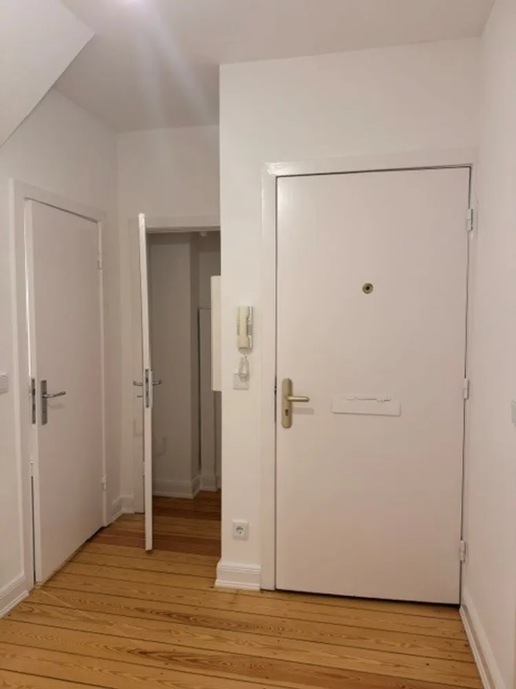 3 Zimmer Wohnung mit 80 m² in Hamburg – Bild 2