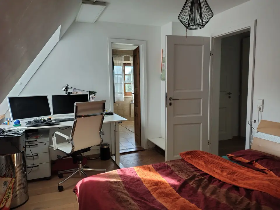 WG-Zimmer mit 150 m² in Fürstenfeldbruck – Bild 1