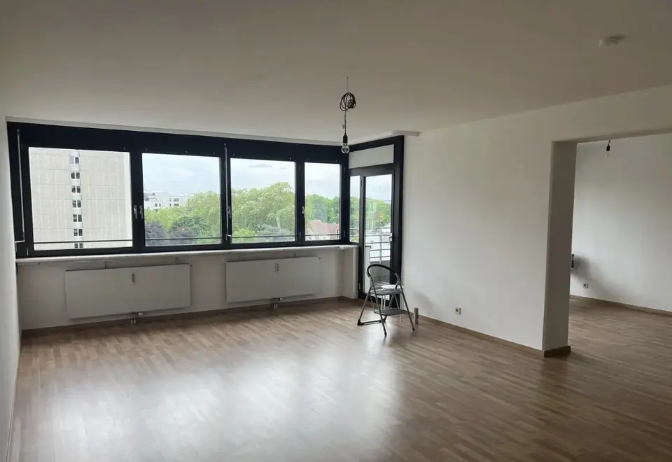 4 Zimmer Wohnung mit 123 m² in Bonn – Bild 2