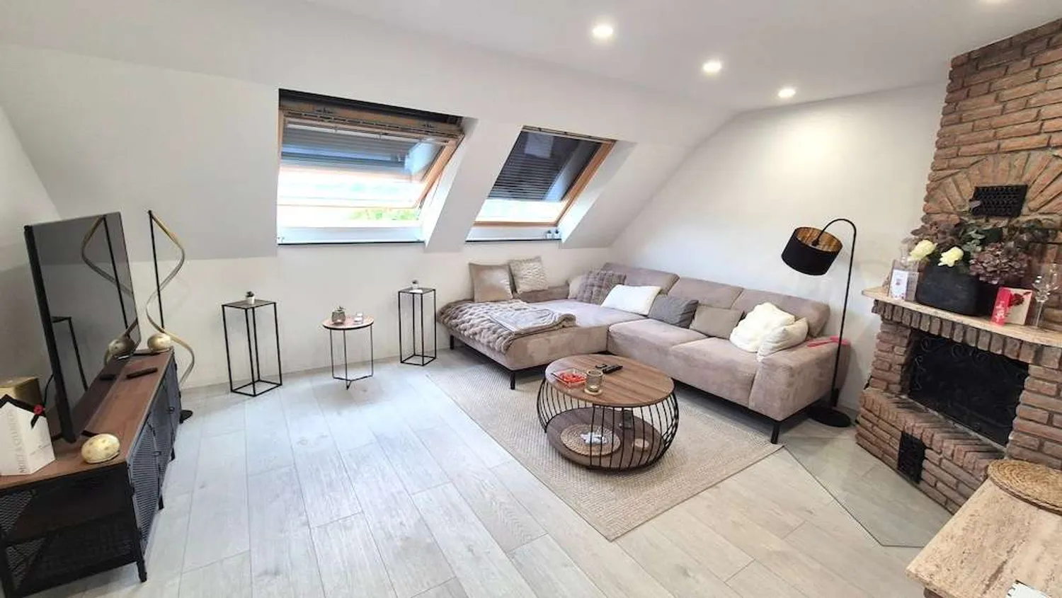 3 Zimmer Wohnung mit 115 m² in Duisburg – Bild 1