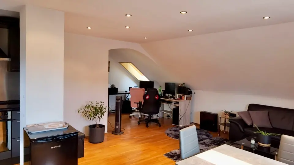 2 Zimmer Wohnung mit 64 m² in Crailsheim – Bild 1