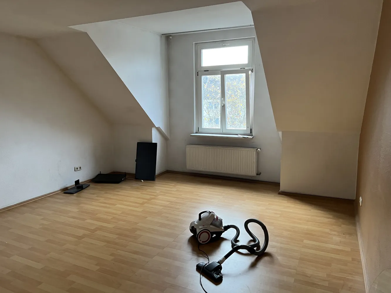 3 Zimmer Wohnung mit 97 m² in Wiesbaden – Bild 4