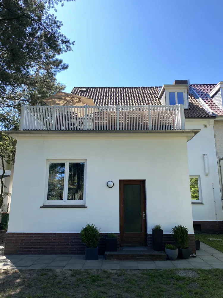 4 Zimmer Wohnung mit 130 m² in Hamburg – Bild 1