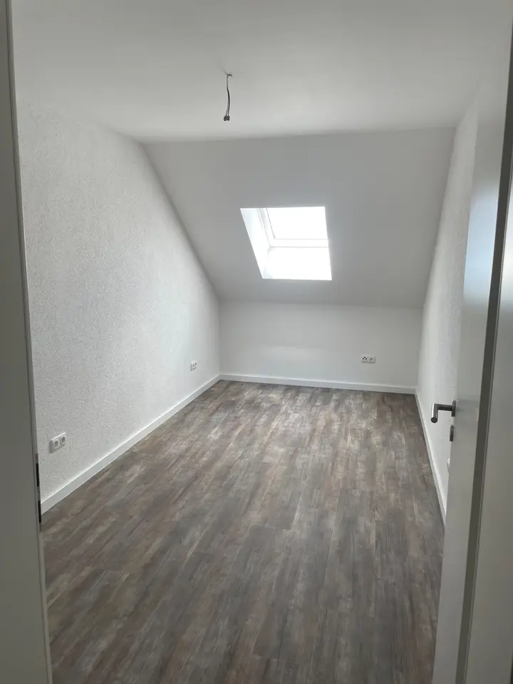 4 Zimmer Wohnung mit 127 m² in Crimmitschau – Bild 6