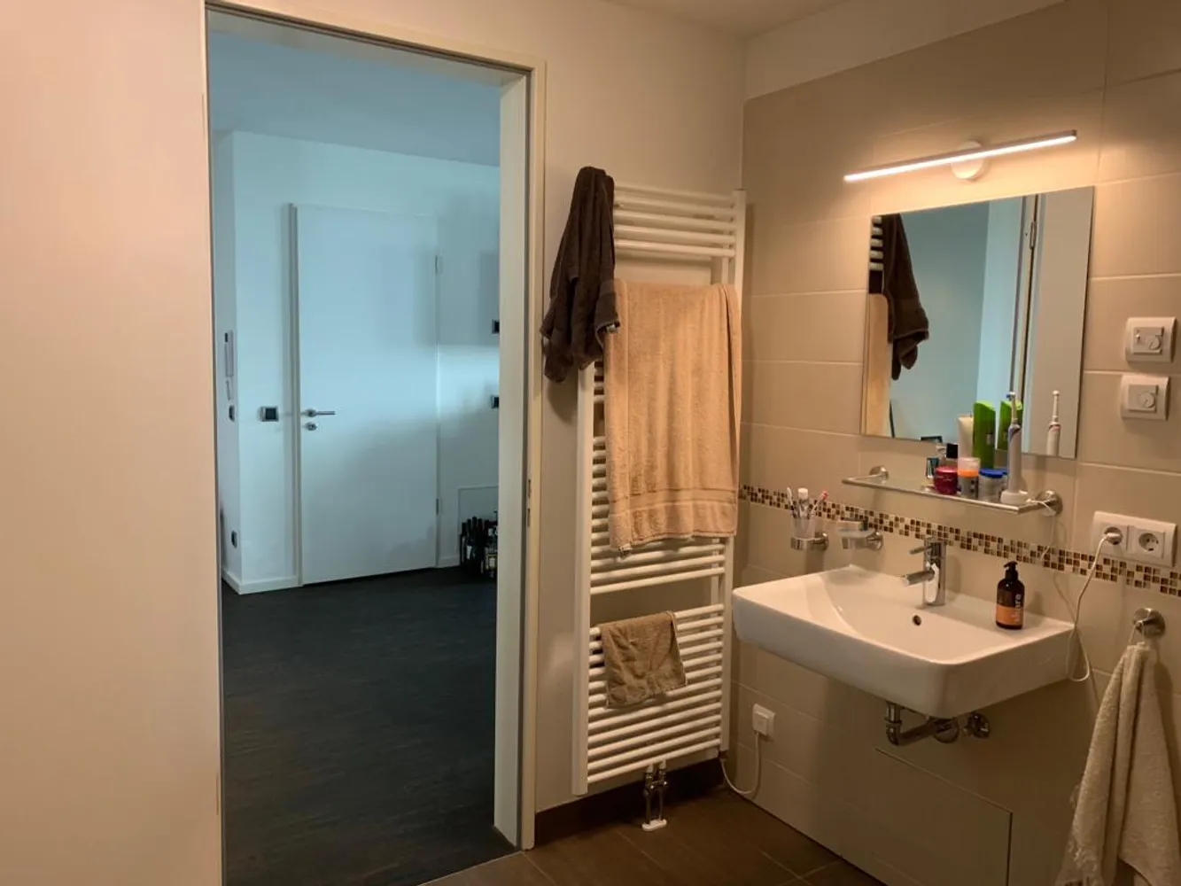 2 Zimmer Wohnung mit 105 m² in Frankfurt am Main – Bild 6