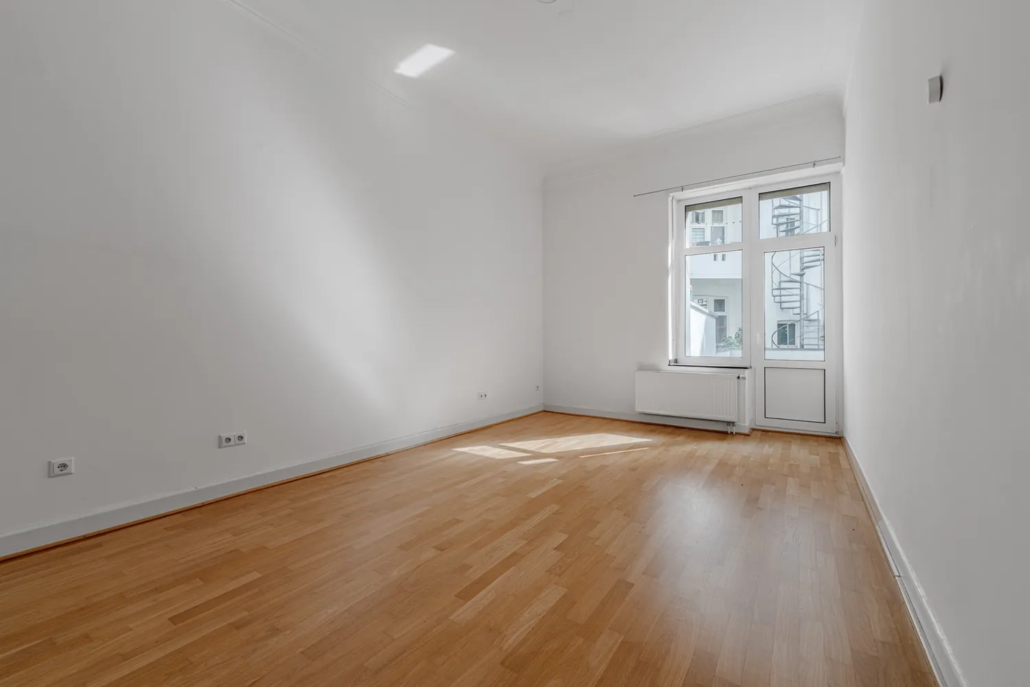 4 Zimmer Wohnung mit 98 m² in Düsseldorf – Bild 10