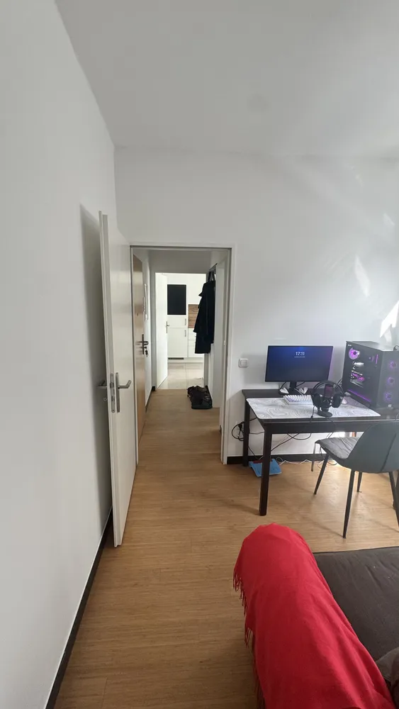 1 Zimmer Wohnung mit 43 m² in Köln – Bild 3