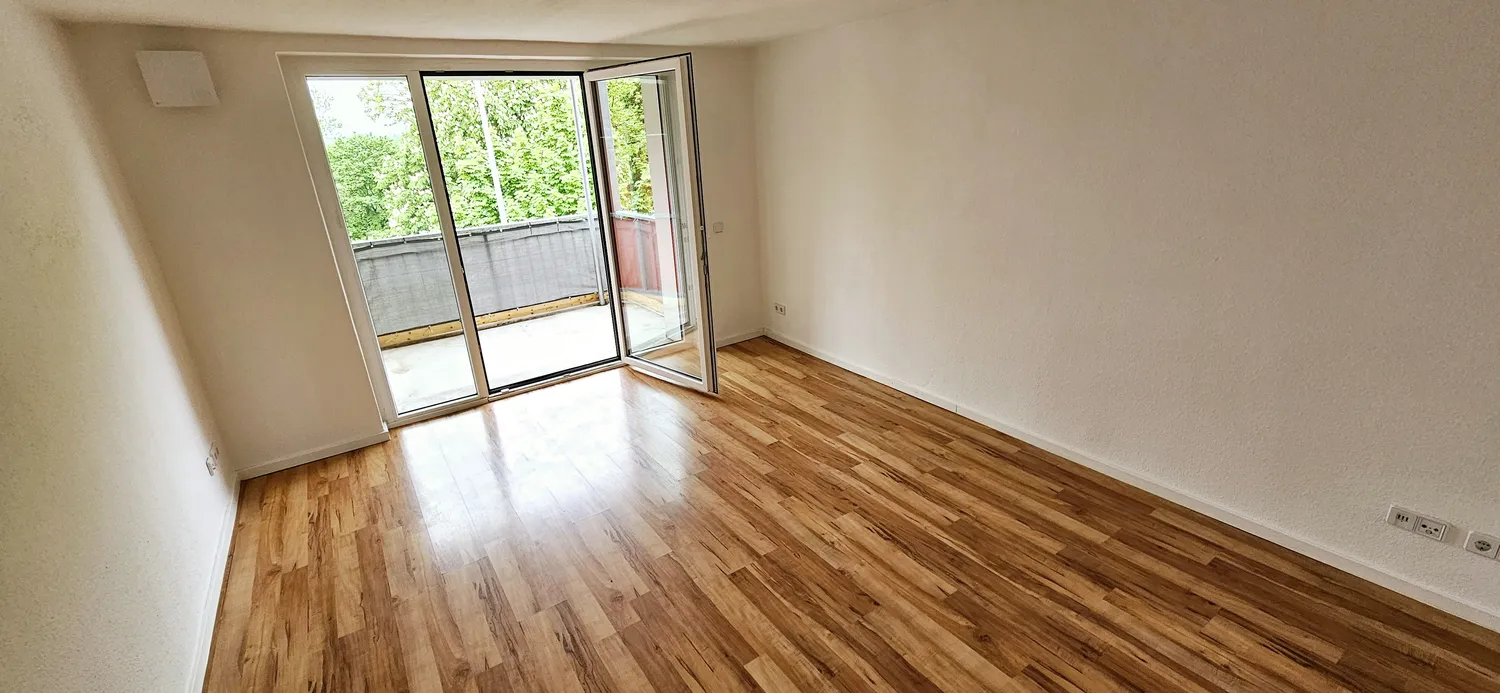 5 Zimmer Wohnung mit 120 m² in Chemnitz – Bild 1