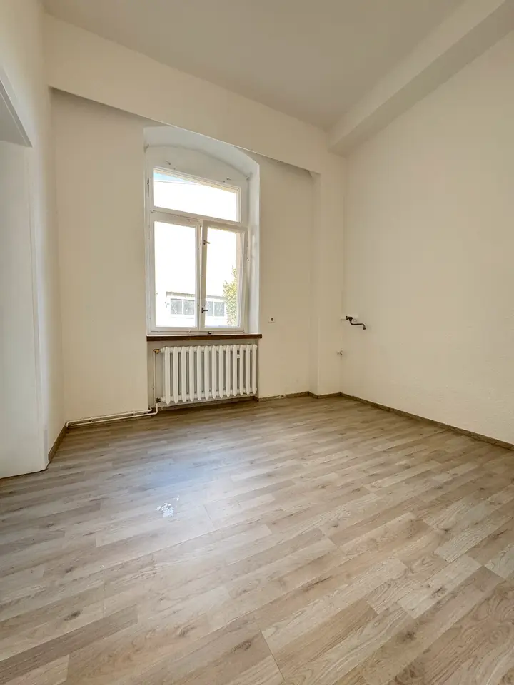 4 Zimmer Wohnung mit 90 m² in Zeitz – Bild 4