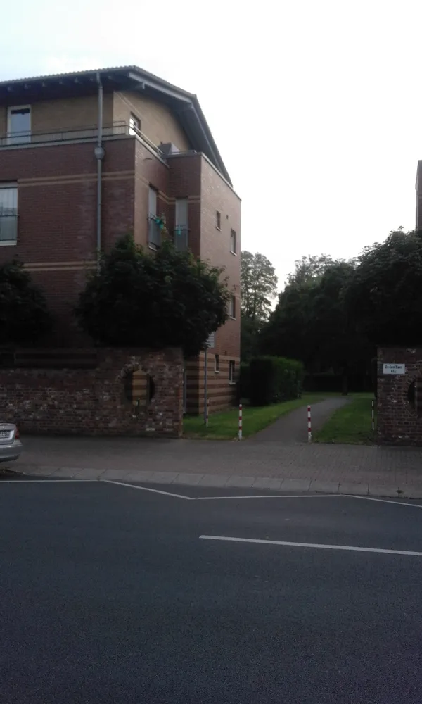 2 Zimmer Wohnung mit 70 m² in Krefeld – Bild 2