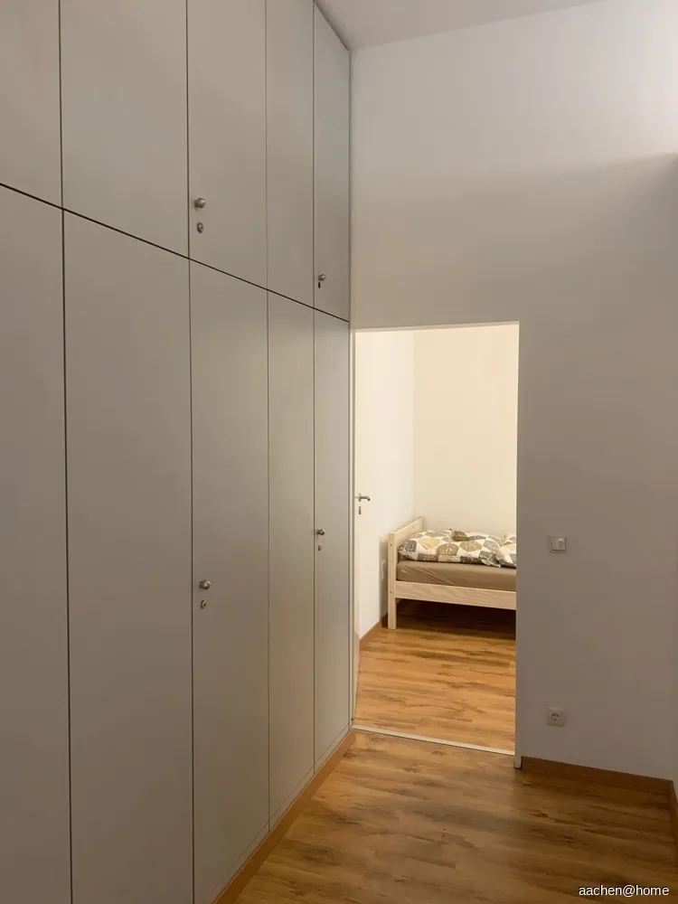 9 Zimmer Wohnung mit 200 m² in Aachen – Bild 6