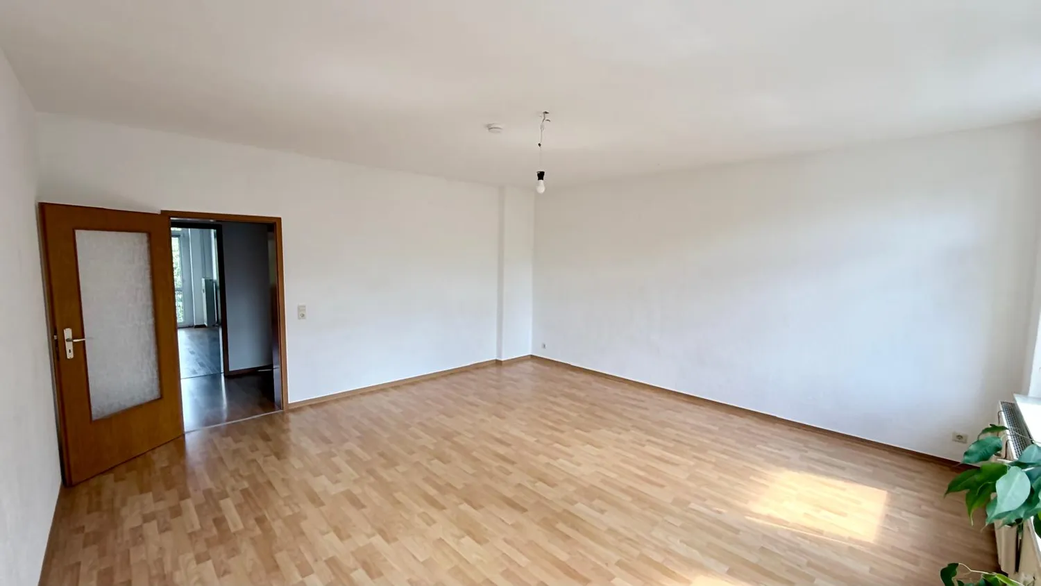 2 room apartment with 65 m² in Chemnitz – Photo 6