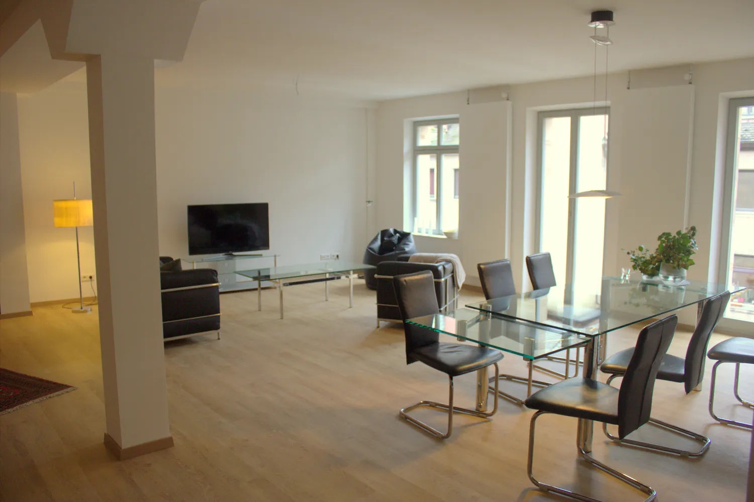 2 Zimmer Wohnung mit 120 m² in Fürth – Bild 9