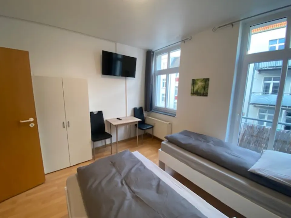 Shared room with 70 m² in Magdeburg – Photo 1