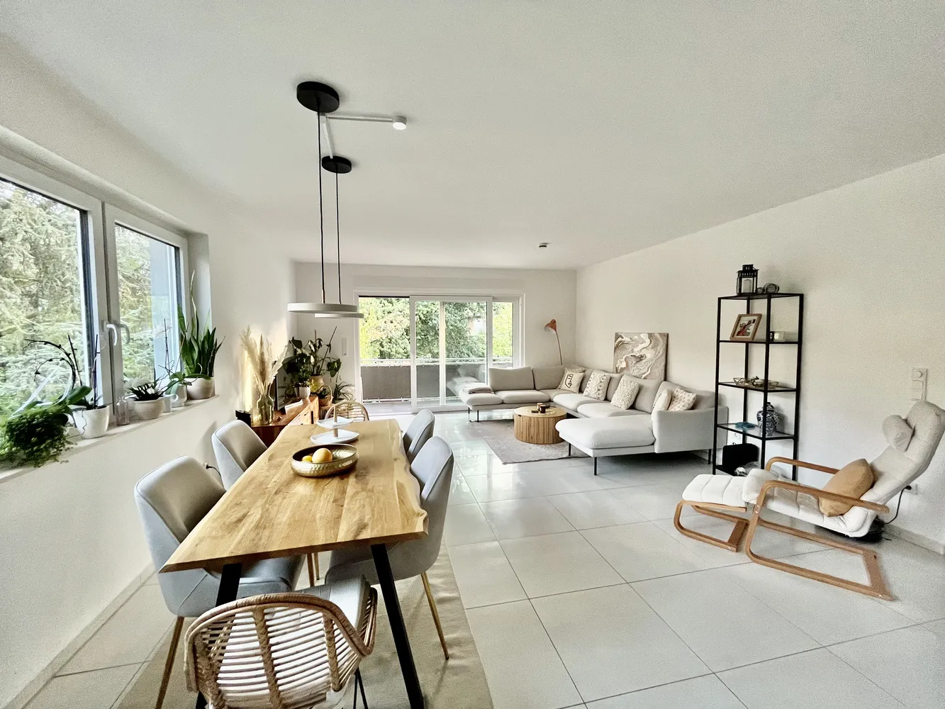 3 Zimmer Wohnung mit 93 m² in Düsseldorf – Bild 2