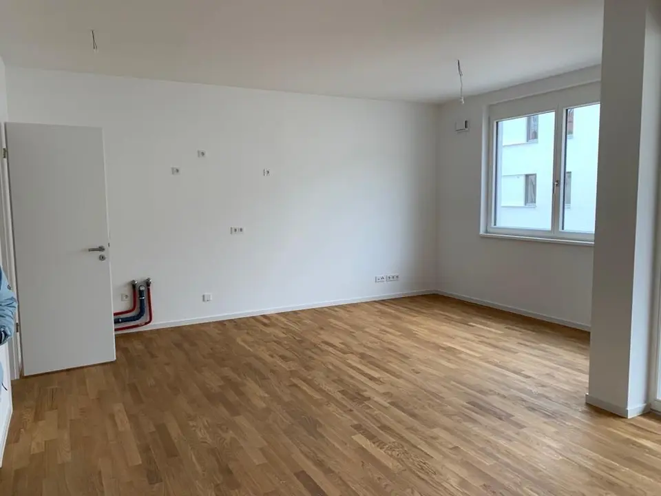 2 Zimmer Wohnung mit 65 m² in Berlin – Bild 2
