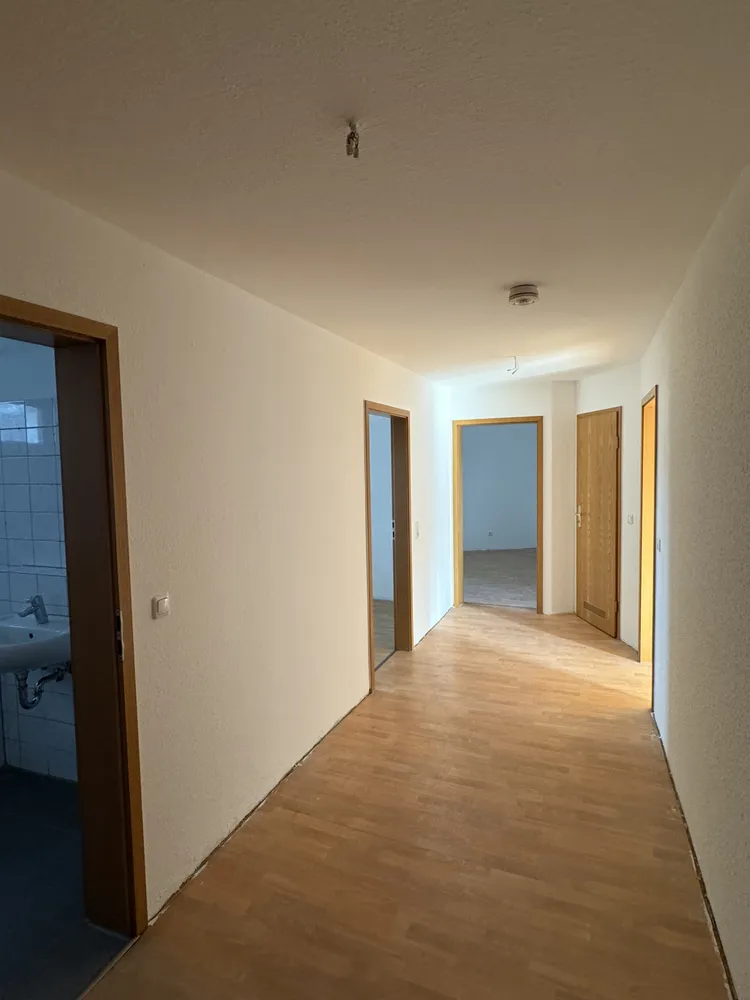 3 Zimmer Wohnung mit 73 m² in Duisburg – Bild 2