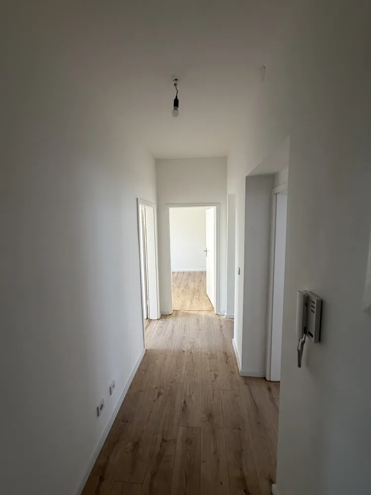 3 Zimmer Wohnung mit 76 m² in Magdeburg – Bild 2