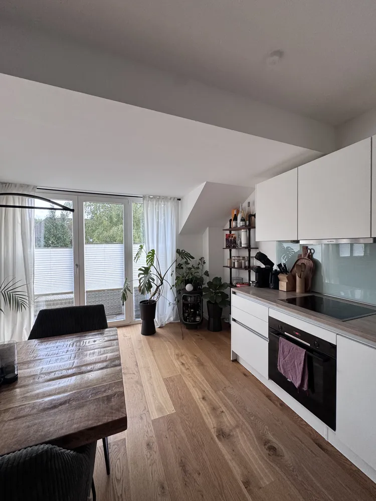 2 Zimmer Wohnung mit 80 m² in Hamburg – Bild 3