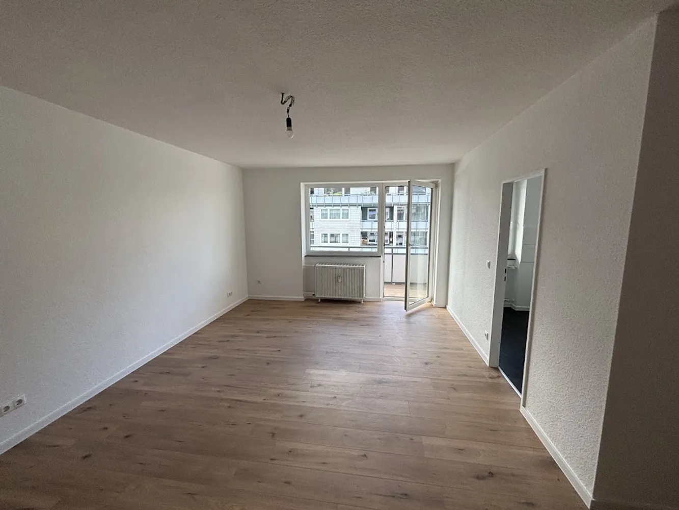 2 Zimmer Wohnung mit 62 m² in Köln – Bild 2