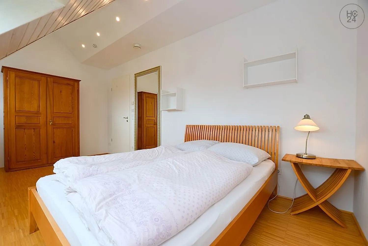 2 Zimmer Wohnung mit 67 m² in Stuttgart – Bild 2