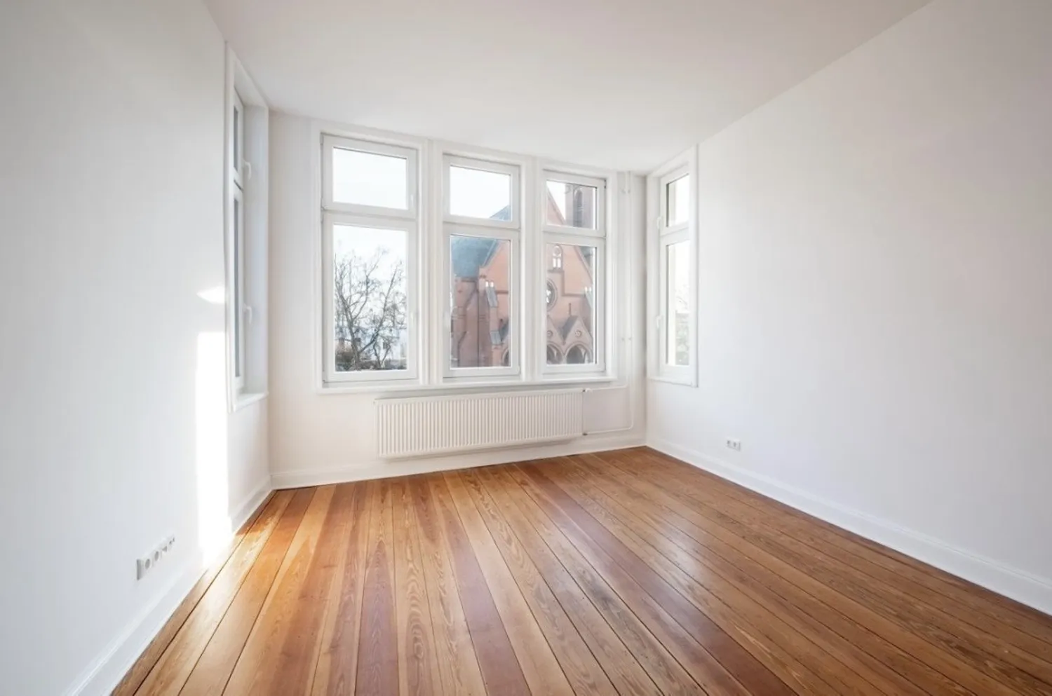 4 Zimmer Wohnung mit 96 m² in Lübeck – Bild 2