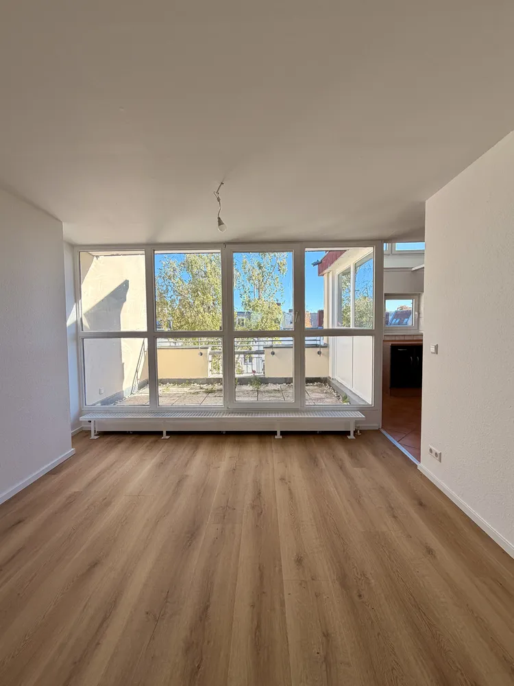 2 Zimmer Wohnung mit 79 m² in Berlin – Bild 12