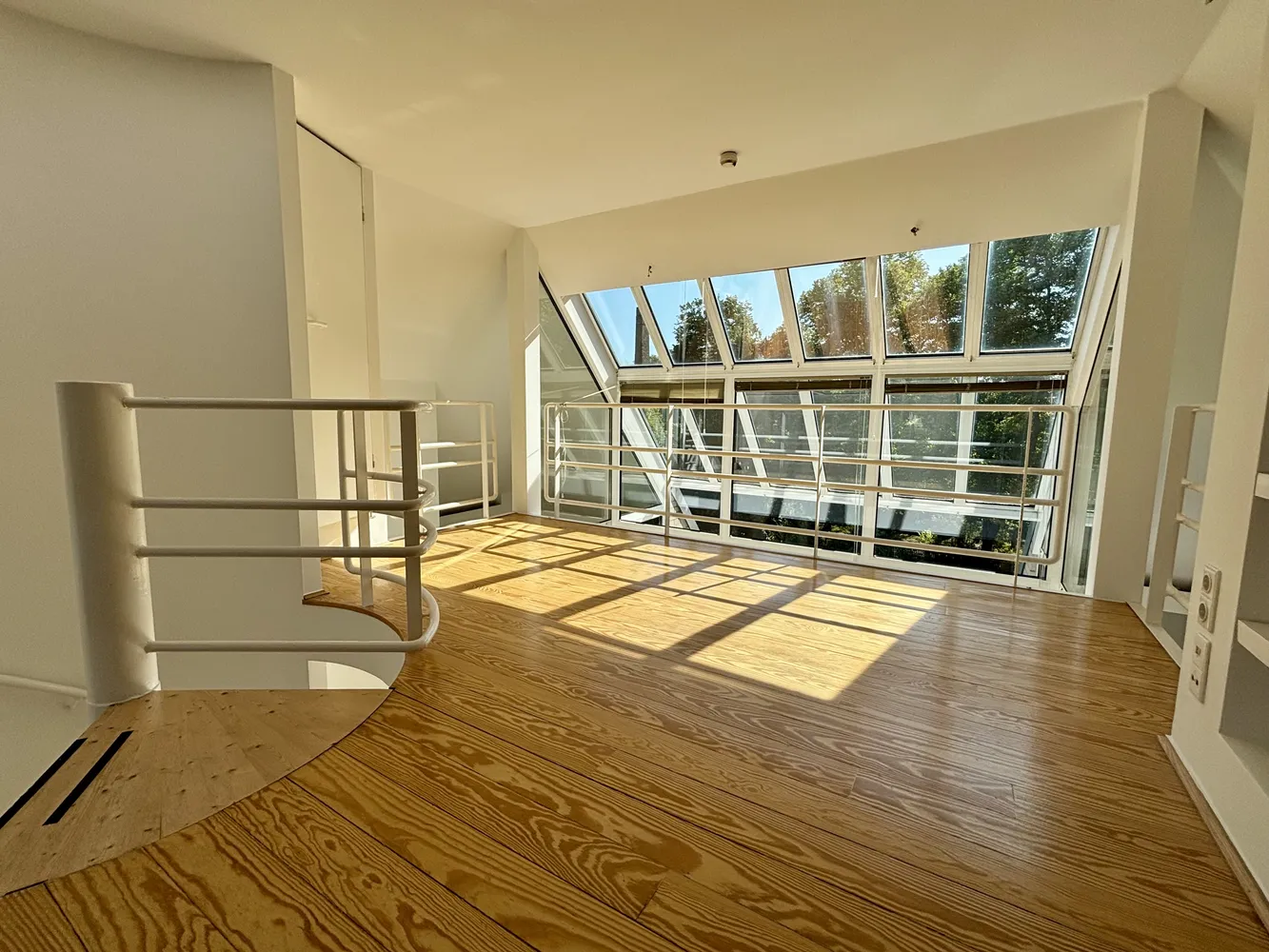 3 Zimmer Wohnung mit 111 m² in Berlin – Bild 8
