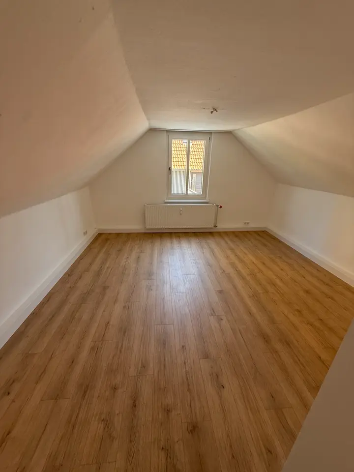 4 Zimmer Wohnung mit 140 m² in Mainz – Bild 2