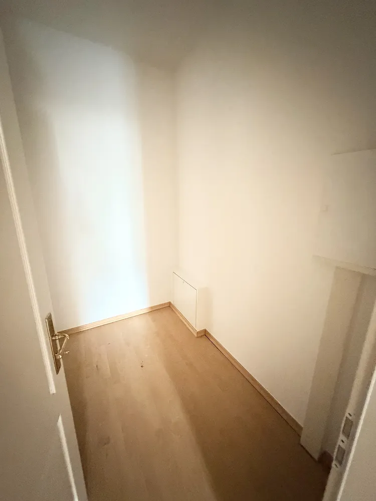 2 Zimmer Wohnung mit 81 m² in Halle (Saale) – Bild 4