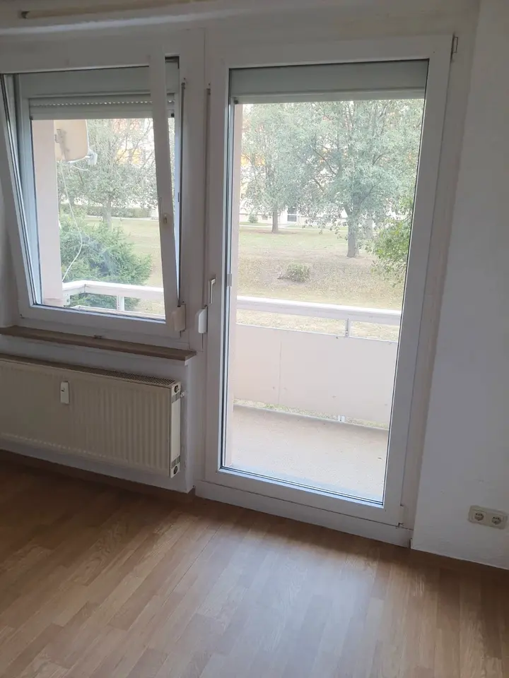 3 Zimmer Wohnung mit 60 m² in Weißenfels – Bild 3