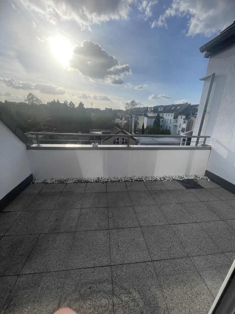 3 room apartment with 108 m² in Düsseldorf – Photo 2
