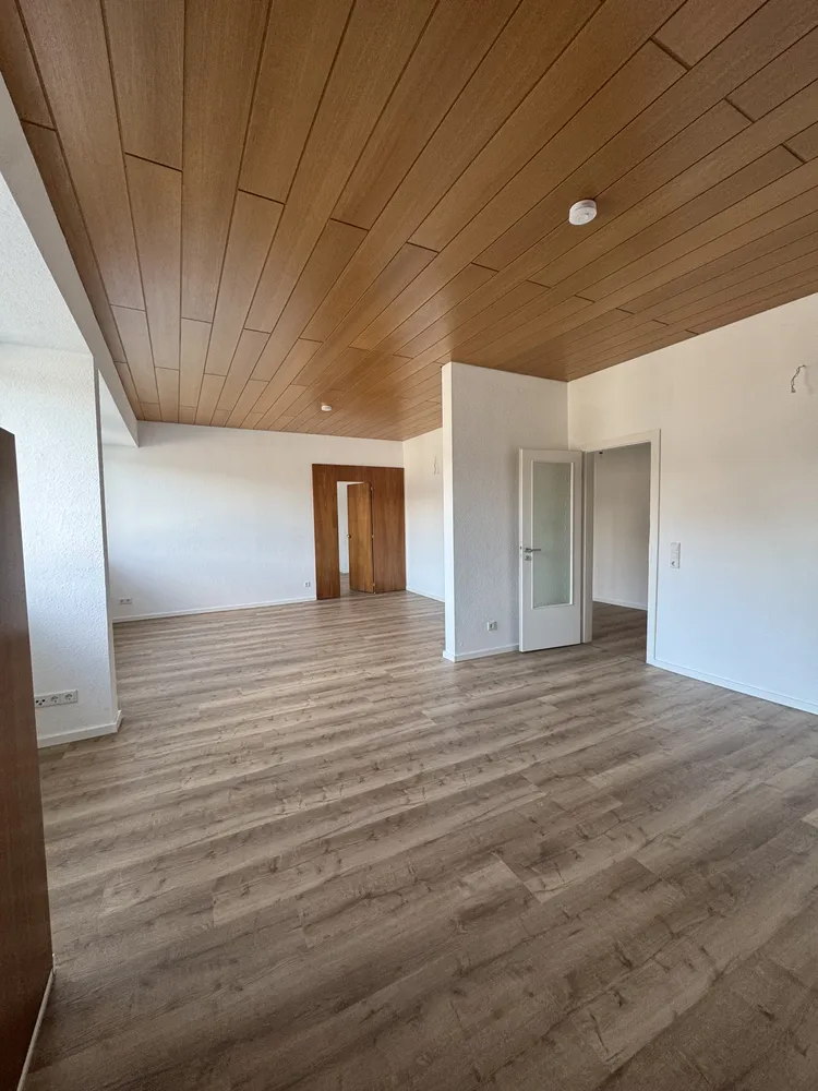 3 Zimmer Wohnung mit 112 m² in Köln – Bild 2