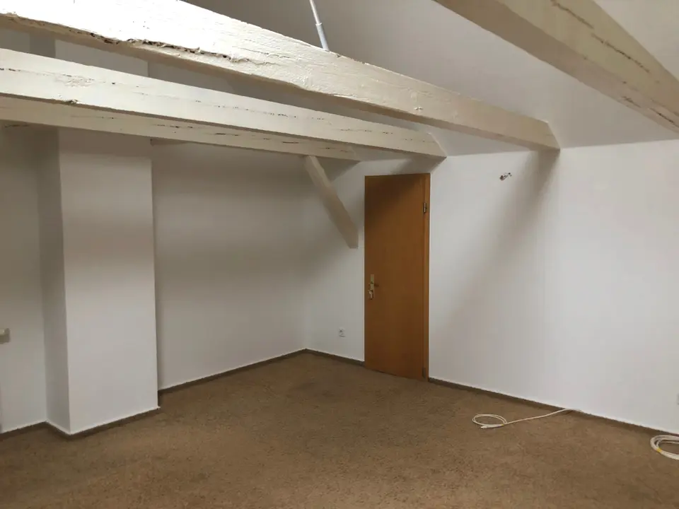 4 Zimmer Wohnung mit 90 m² in Werdau – Bild 3