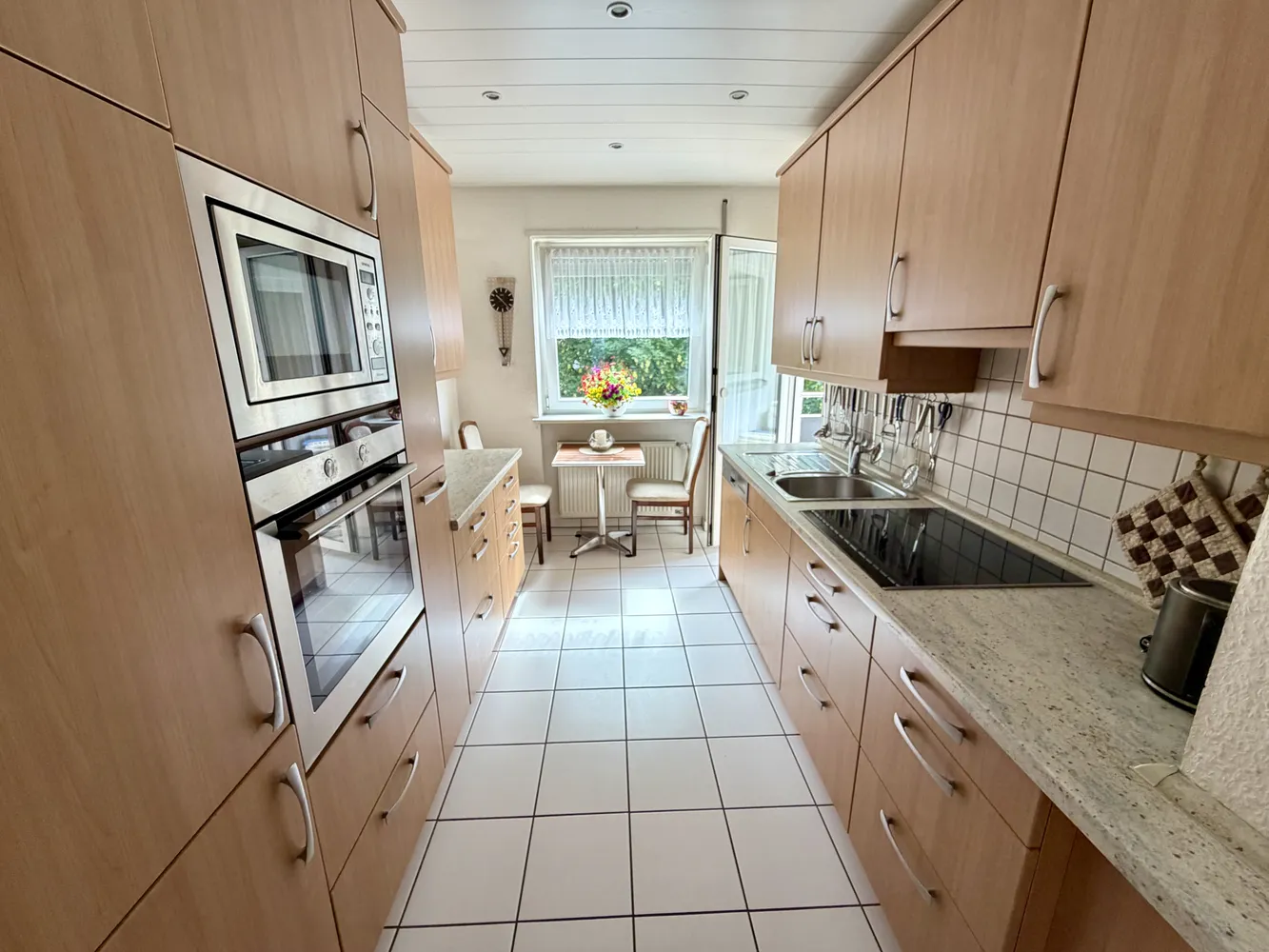 4 Zimmer Wohnung mit 93 m² in Karlsruhe – Bild 7
