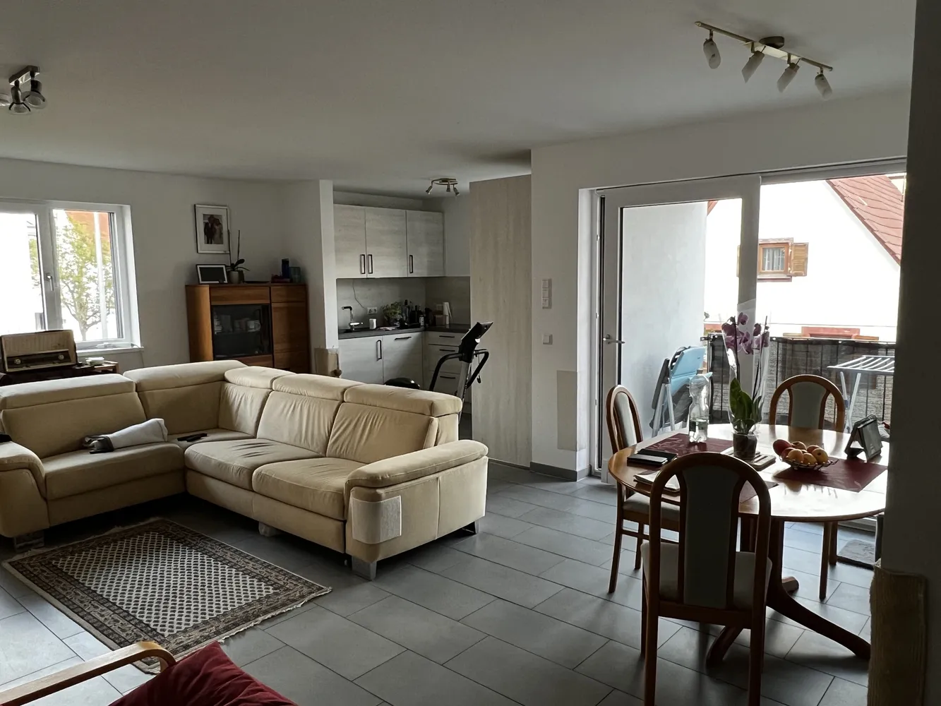4 Zimmer Wohnung mit 86 m² in Karlsruhe – Bild 1