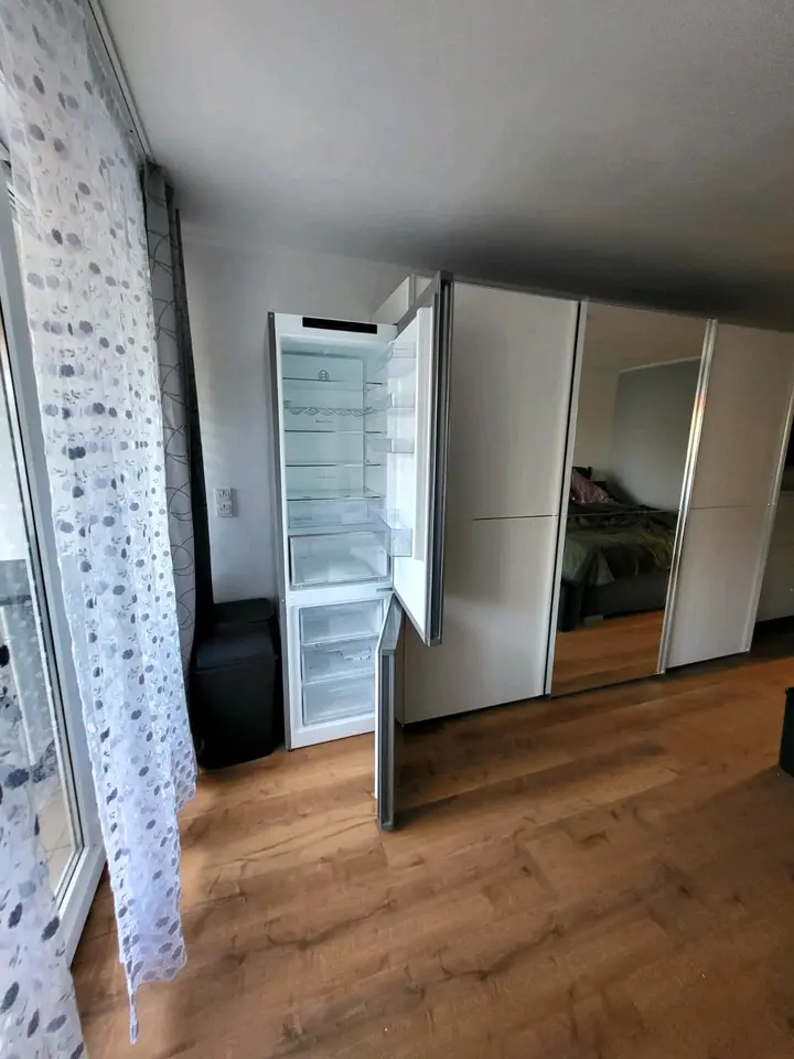 WG-Zimmer mit 30 m² in Frankfurt am Main – Bild 2