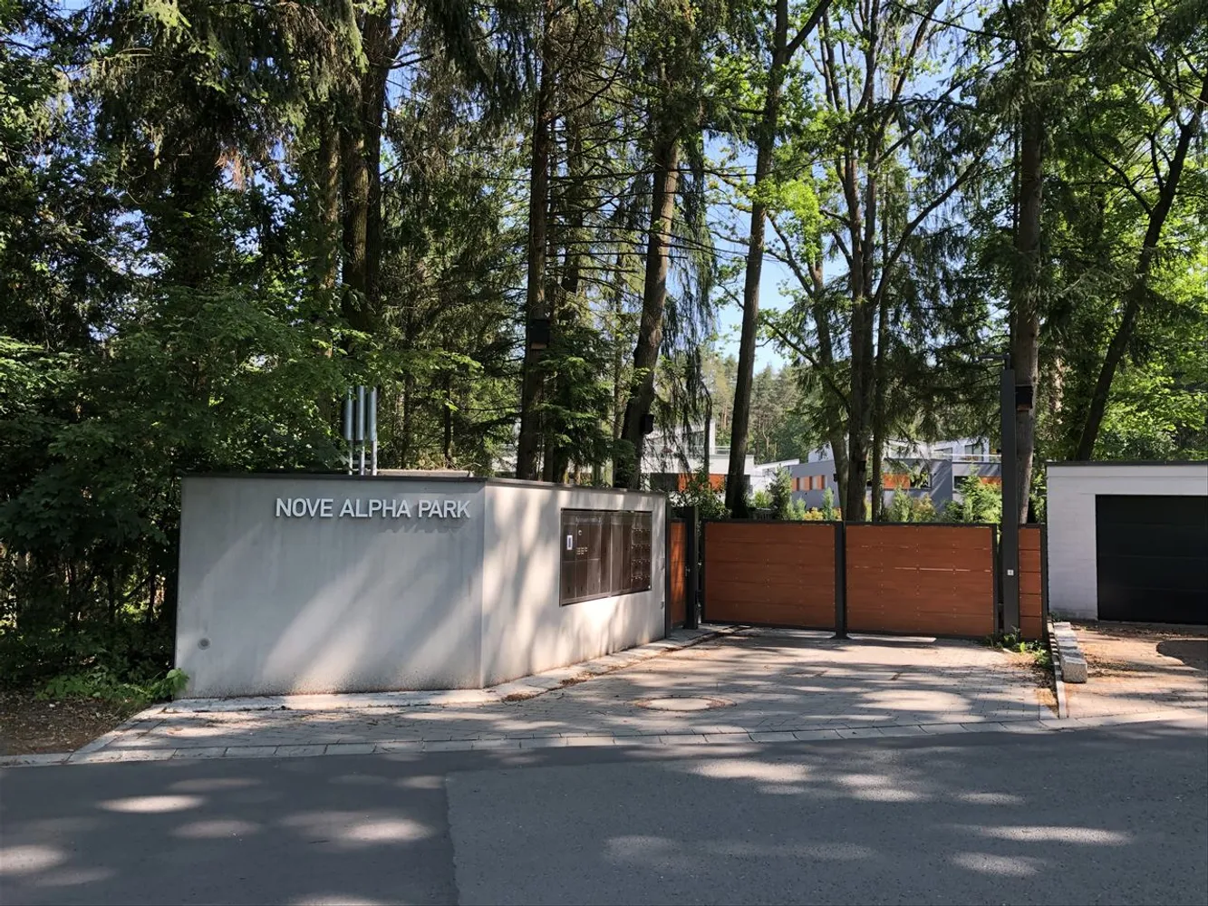 5 Zimmer Haus mit 230 m² in Erlangen – Bild 1