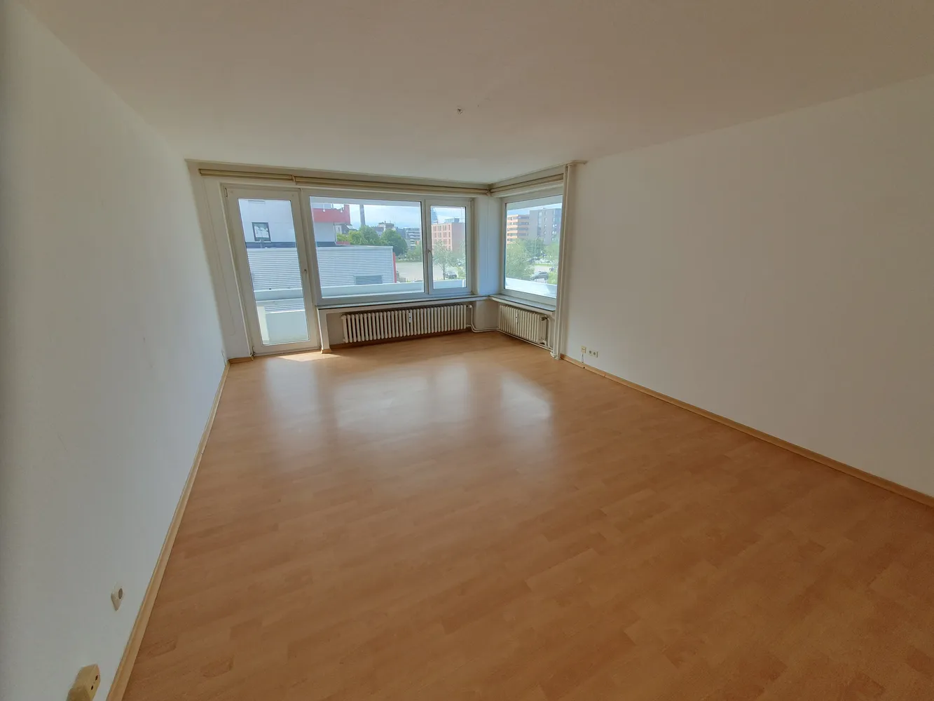 3 Zimmer Wohnung mit 95 m² in Bremen – Bild 2