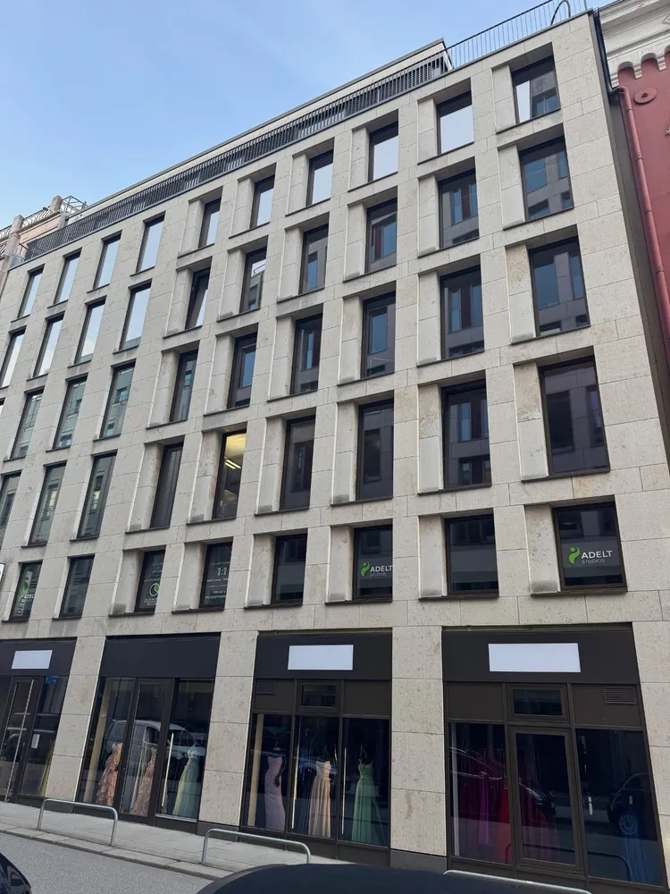 3 Zimmer Wohnung mit 150 m² in Hamburg – Bild 2