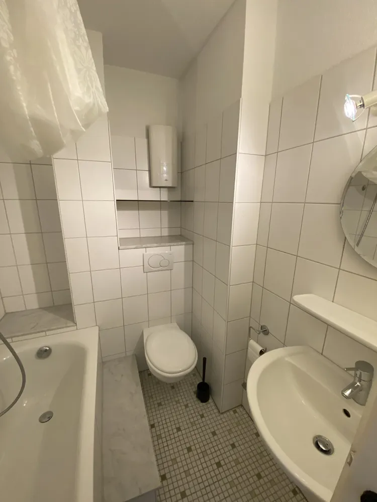 1 room apartment with 38 m² in Bonn – Photo 12