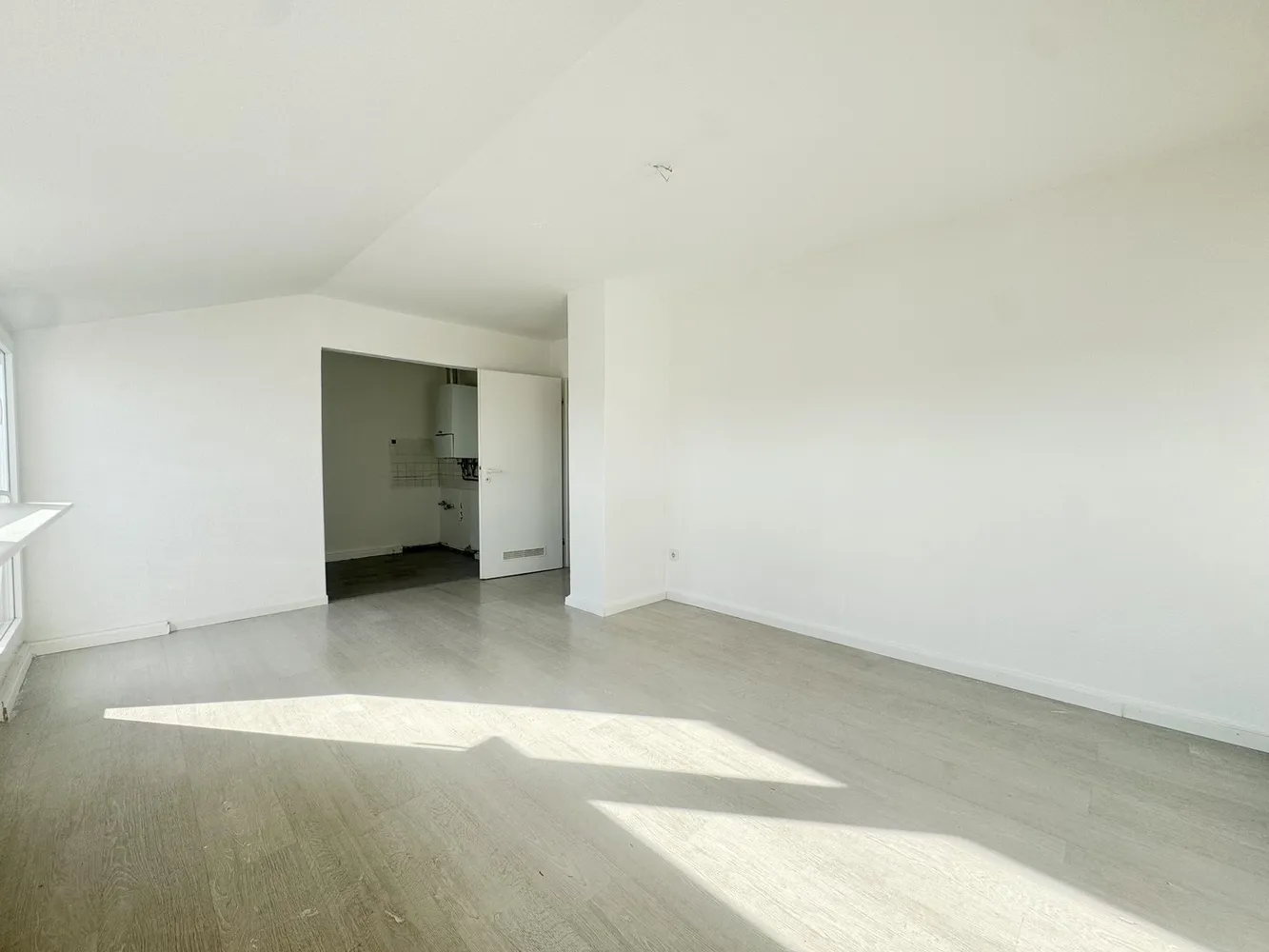 2 room apartment with 40 m² in Düsseldorf – Photo 6