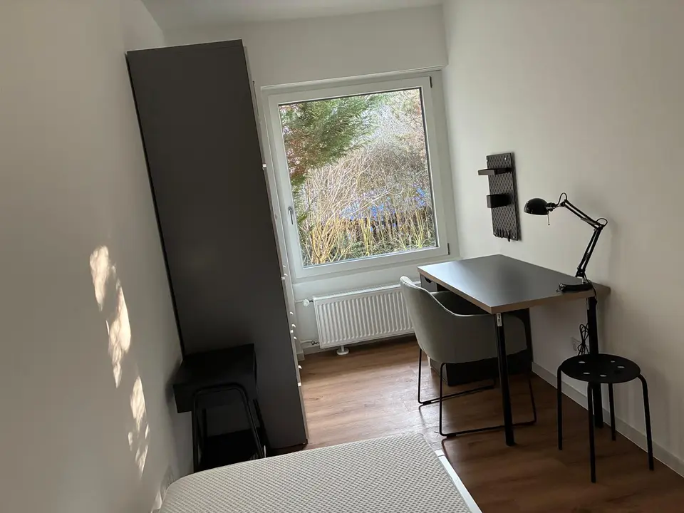 5 Zimmer Wohnung mit 70 m² in München – Bild 4